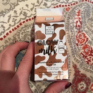 The Beauty Crop Glow Milk in Blind Date